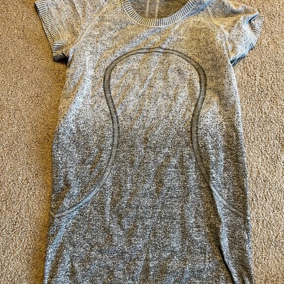 Lululemon Swiftly RARE - Picture 2 of 4